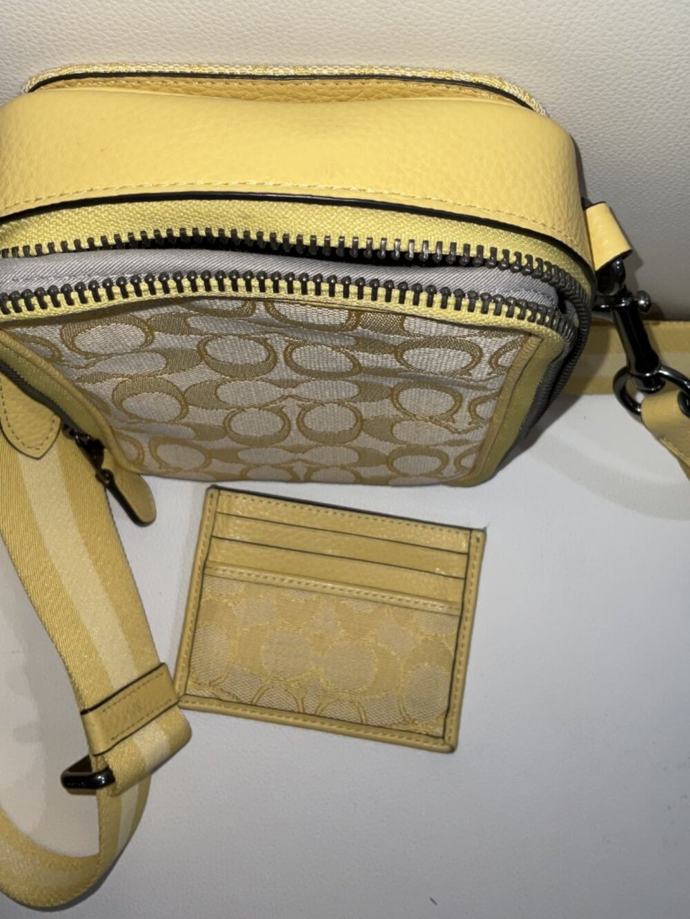 Authentic COACH Stanton Crossbody & Card Case (set) in Signature Jacquard - Picture 5 of 8